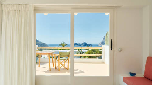  Grande terrasse de la Suite Es Vedrà à l'Hotel Petunia Ibiza