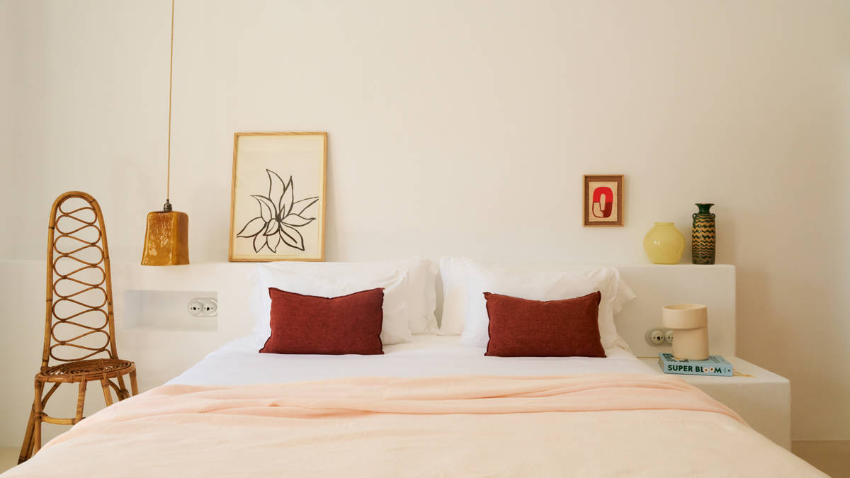 Lit double de la suite à Petunia Ibiza