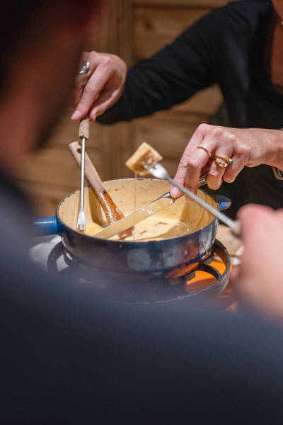 Fondue savoyarde au restaurant La Fondue de l'hôtel Beaumier Le Val Thorens, Val Thorens